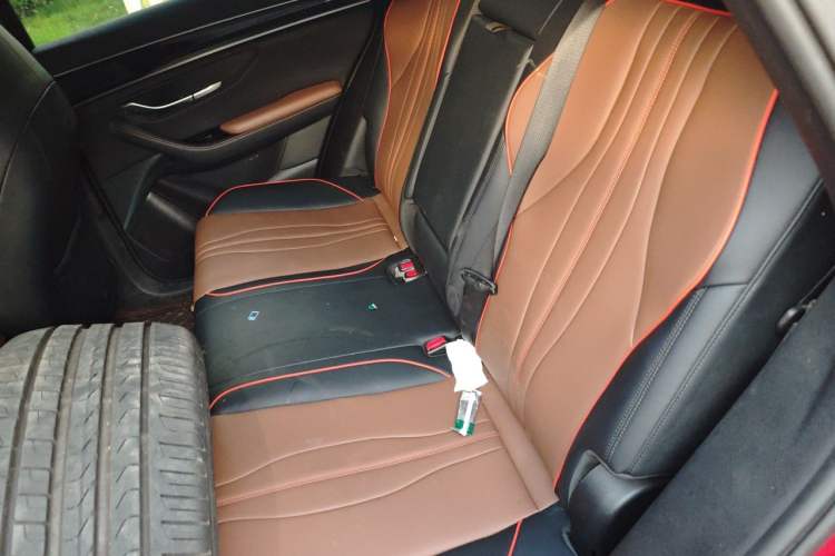 Used BYD Song PLUS 2020 1.5T Automatic Prestige Version Left Rear Seat