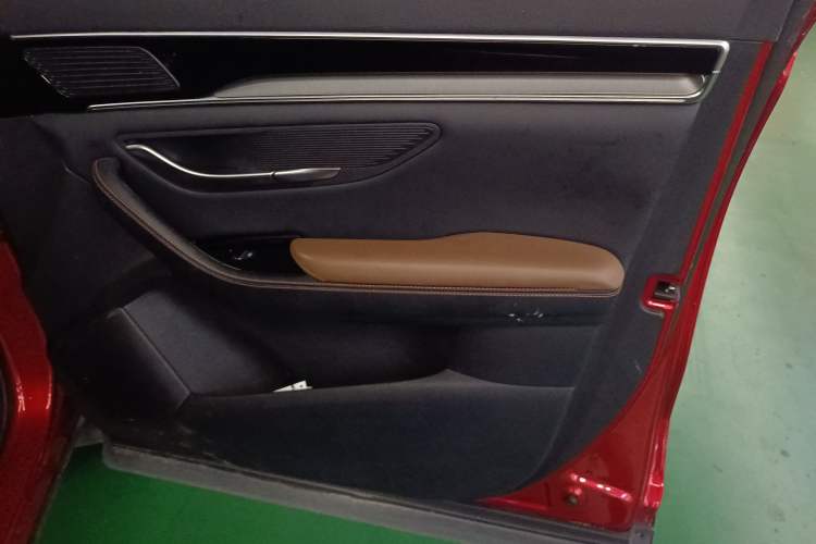 Used BYD Song PLUS 2020 1.5T Automatic Prestige Version Right Front Door Interior