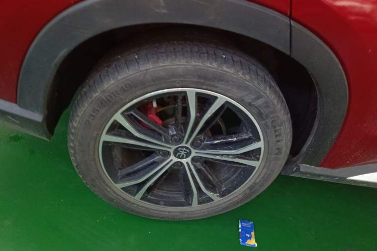 Used BYD Song PLUS 2020 1.5T Automatic Prestige Version Right Rear Wheel Hub