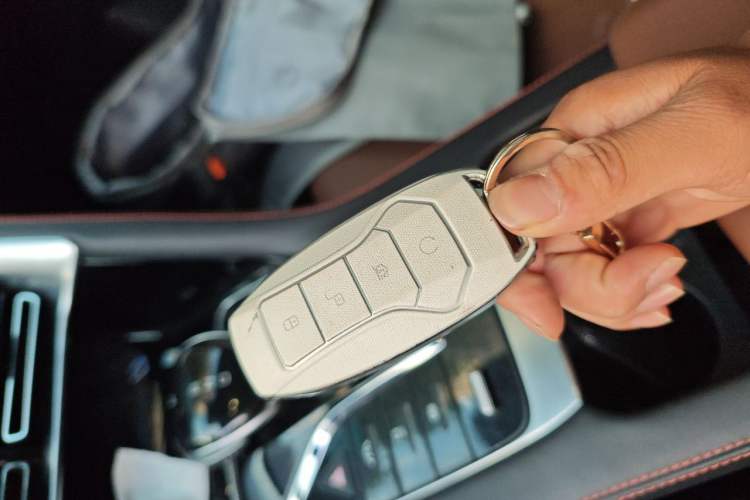 Used BYD Song PLUS 2020 1.5T Automatic Prestige Version Vehicle Key