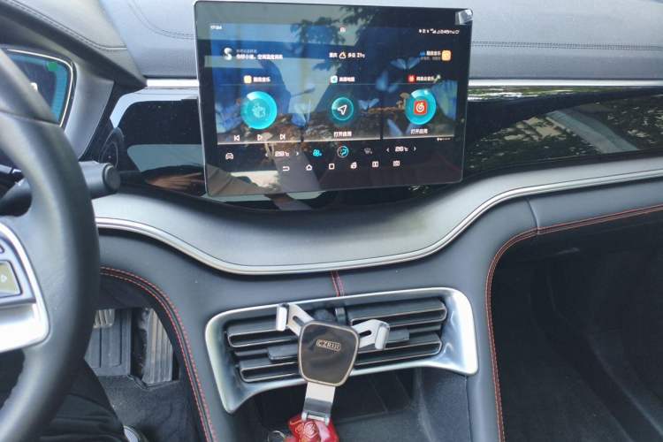 Used BYD Song PLUS 2020 1.5T Automatic Luxury Version Audio And AC Panel