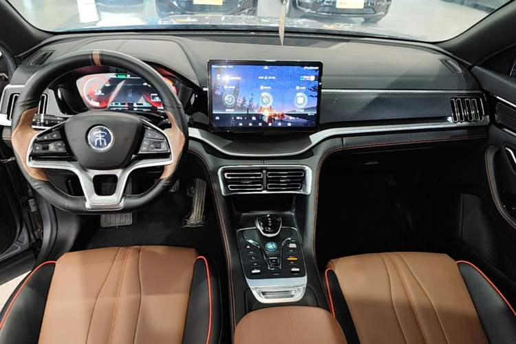 Used BYD Song PLUS 2020 1.5T Automatic Flagship Edition Center Console