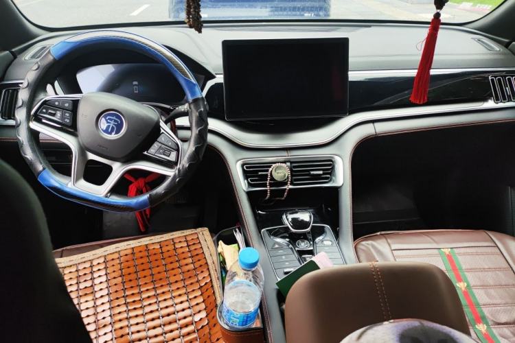 Used BYD Song PLUS 2020 1.5T Automatic Prestige Version Center Console
