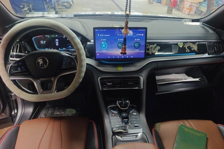 Used BYD Song PLUS 2020 1.5T Automatic Flagship Edition Center Console