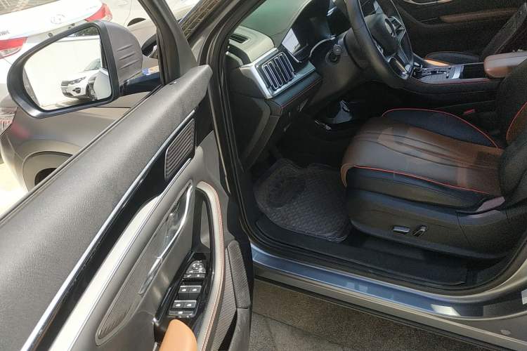 Used BYD Song PLUS 2020 1.5T Automatic Prestige Version Driver Seat