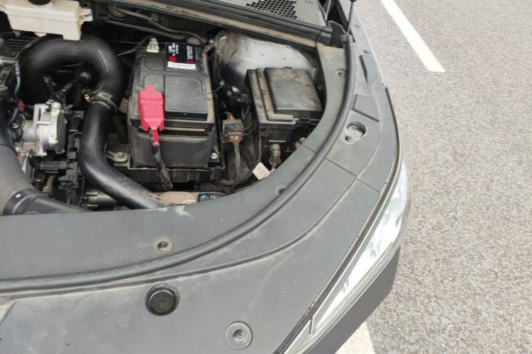 Used BYD Song PLUS 2020 1.5T Automatic Prestige Version Engine Bay Left