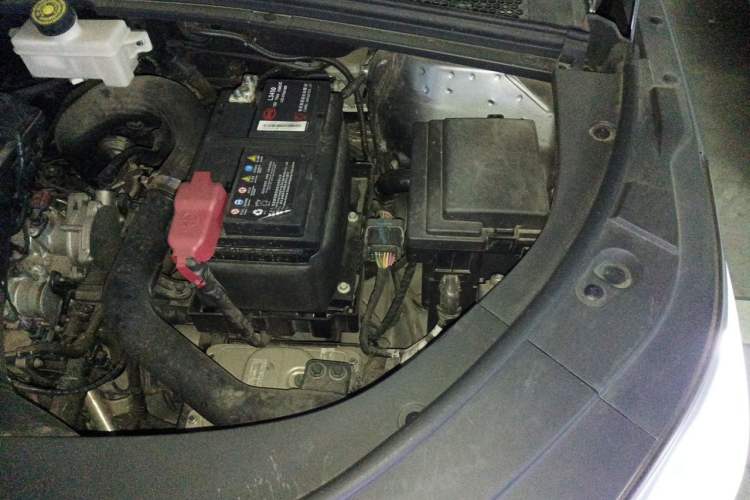 Used BYD Song PLUS 2020 1.5T Automatic Flagship Edition Engine Bay Left