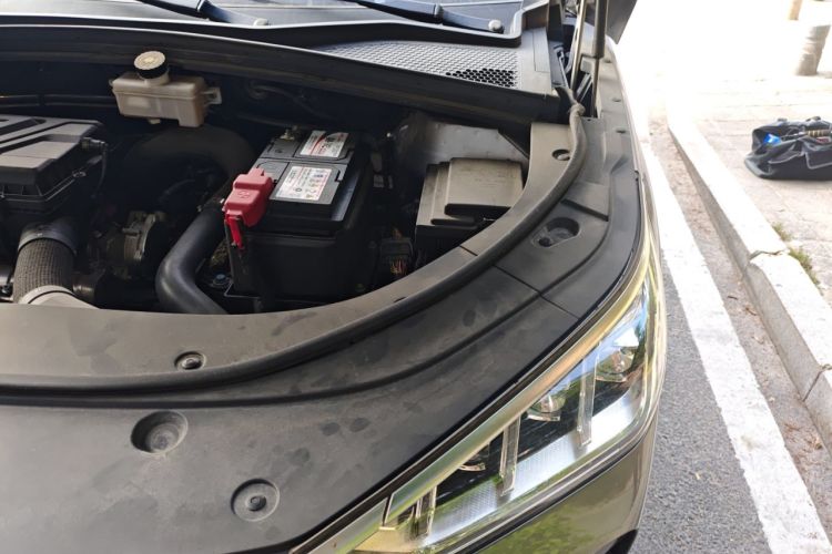 Used BYD Song PLUS 2020 1.5T Automatic Prestige Version Engine Bay Left