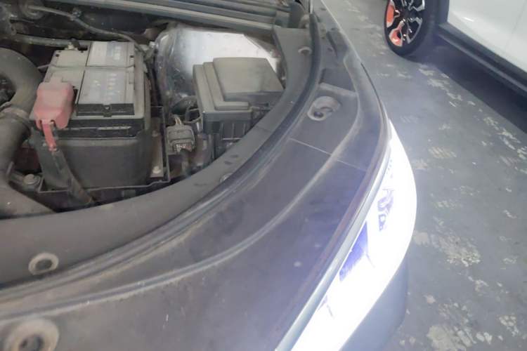 Used BYD Song PLUS 2020 1.5T Automatic Flagship PLUS Engine Bay Left