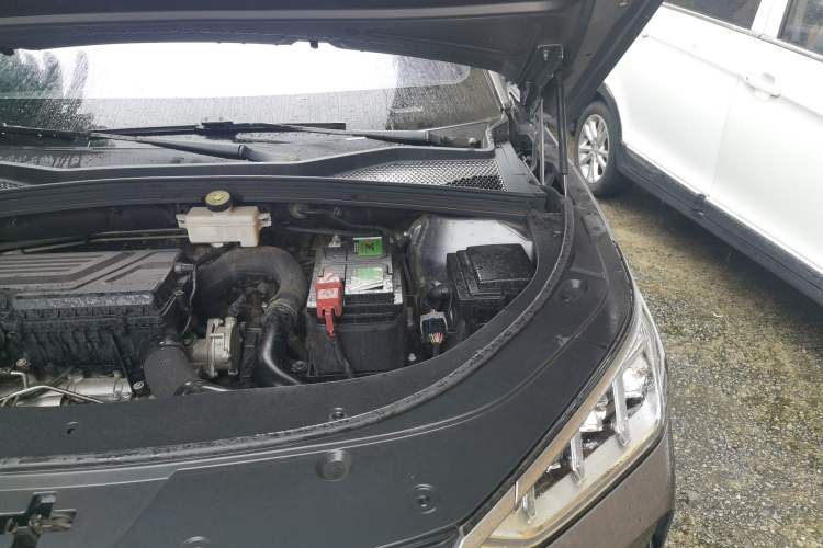 Used BYD Song PLUS 2020 1.5T Automatic Flagship PLUS Engine Bay Left
