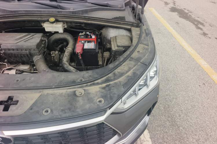 Used BYD Song PLUS 2020 1.5T Automatic Flagship PLUS Engine Bay Left