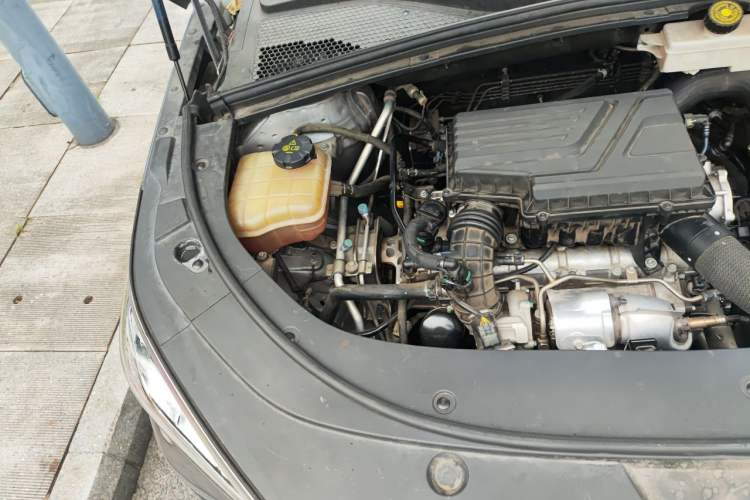 Used BYD Song PLUS 2020 1.5T Automatic Prestige Version Engine Bay Right