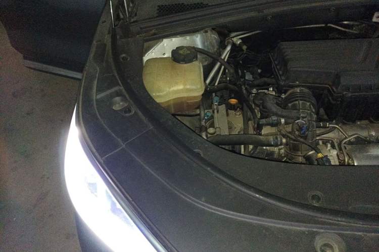 Used BYD Song PLUS 2020 1.5T Automatic Flagship Edition Engine Bay Right