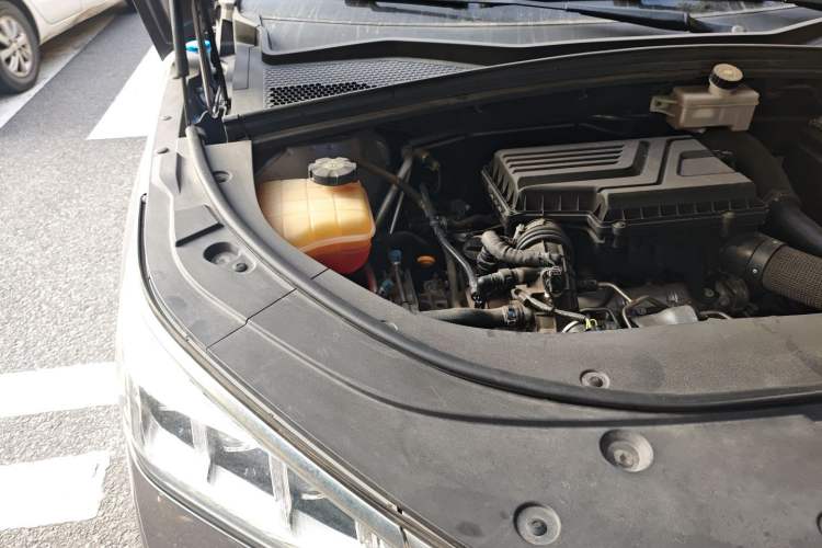 Used BYD Song PLUS 2020 1.5T Automatic Prestige Version Engine Bay Right