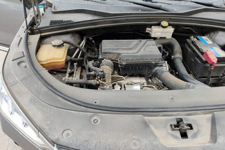 Used BYD Song PLUS 2020 1.5T Automatic Flagship PLUS Engine Bay Right