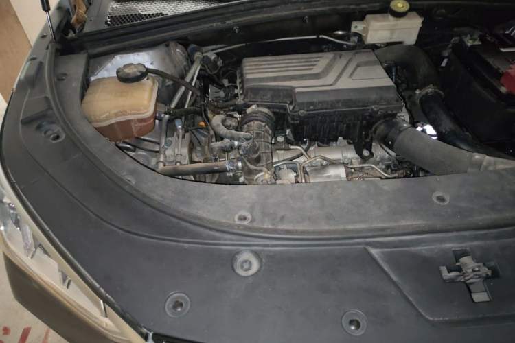 Used BYD Song PLUS 2020 1.5T Automatic Prestige Version Engine Bay Right