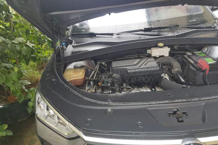Used BYD Song PLUS 2020 1.5T Automatic Flagship PLUS Engine Bay Right