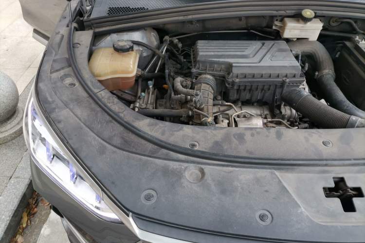 Used BYD Song PLUS 2020 1.5T Automatic Prestige Version Engine Bay Right