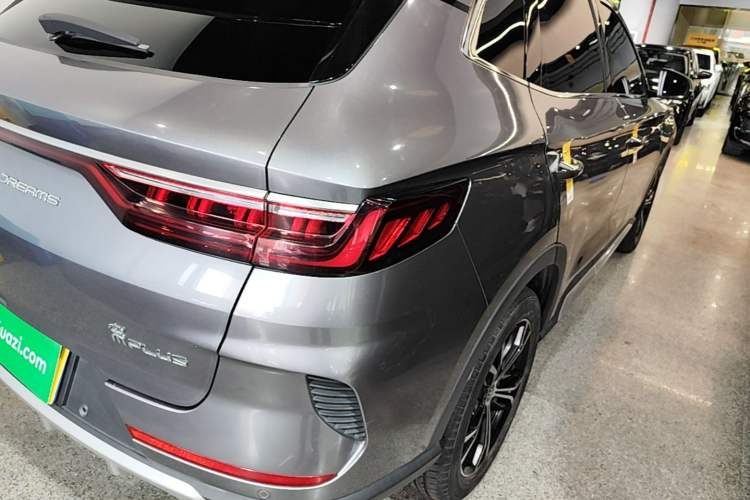 Used BYD Song PLUS 2020 1.5T Automatic Flagship Edition Exterior 3