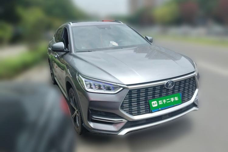 Used BYD Song PLUS 2020 1.5T Automatic Prestige Version Front Right 45 Deg