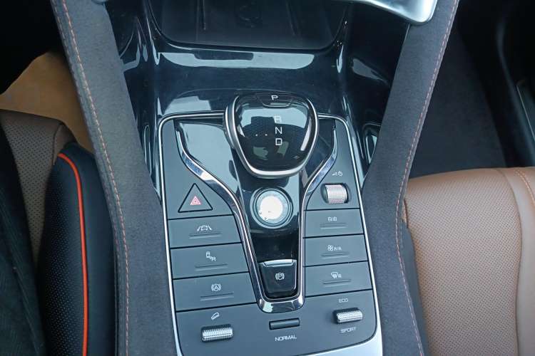 Used BYD Song PLUS 2020 1.5T Automatic Flagship PLUS Gear Lever
