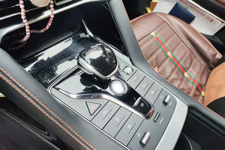 Used BYD Song PLUS 2020 1.5T Automatic Prestige Version Gear Lever