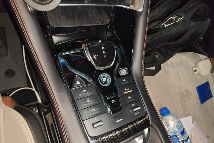 Used BYD Song PLUS 2020 1.5T Automatic Prestige Version Gear Lever