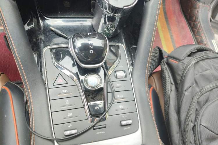Used BYD Song PLUS 2020 1.5T Automatic Prestige Version Gear Lever