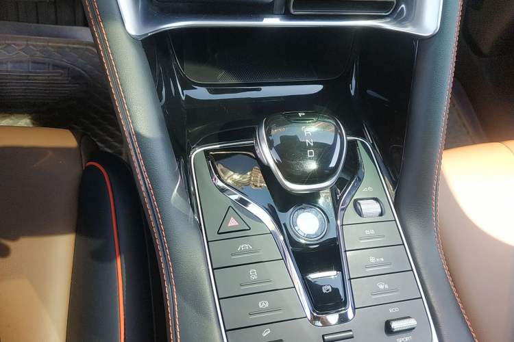 Used BYD Song PLUS 2020 1.5T Automatic Prestige Version Gear Lever