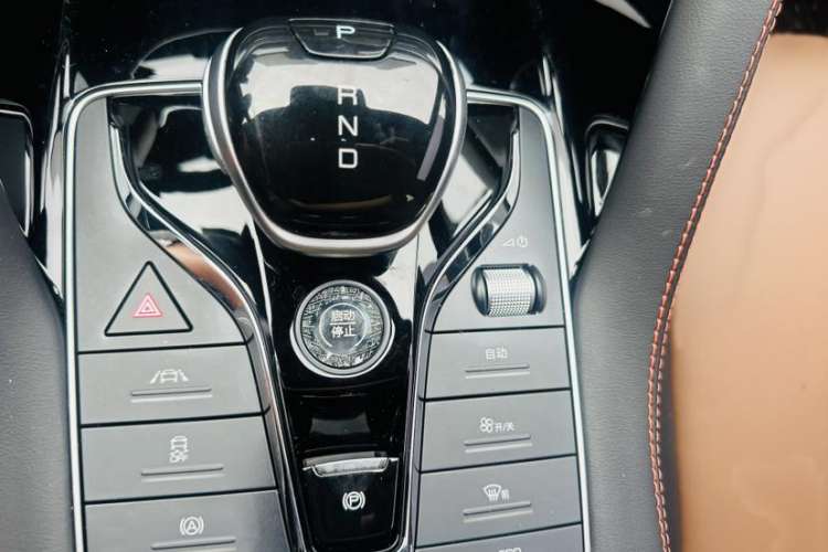 Used BYD Song PLUS 2020 1.5T Automatic Prestige Version Interior 1