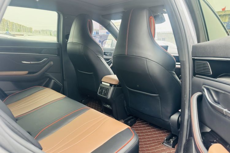 Used BYD Song PLUS 2020 1.5T Automatic Prestige Version Interior 4