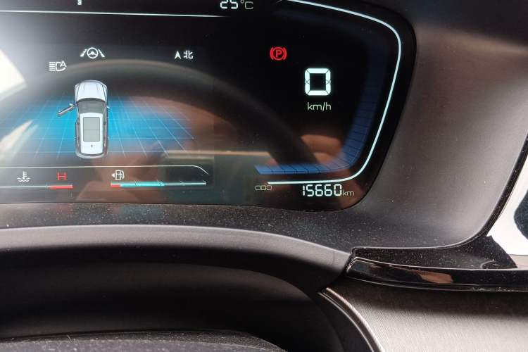 Used BYD Song PLUS 2020 1.5T Automatic Prestige Version Odometer Close Up