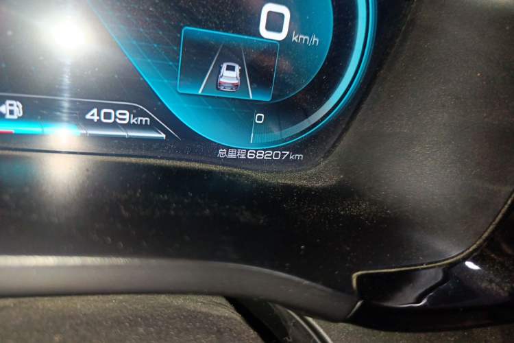 Used BYD Song PLUS 2020 1.5T Automatic Flagship Edition Odometer Close Up