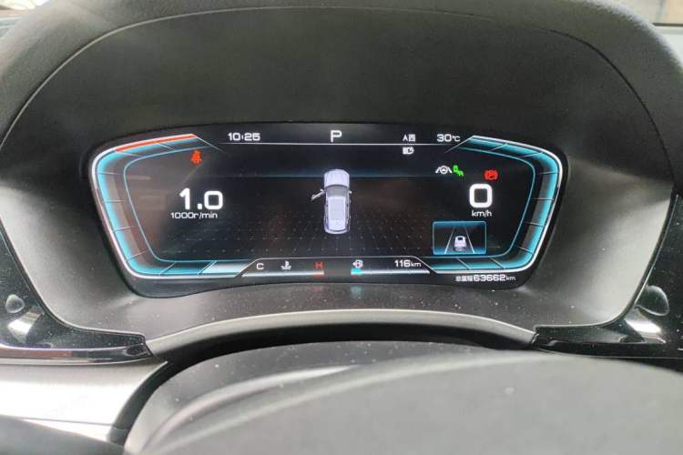 Used BYD Song PLUS 2020 1.5T Automatic Flagship Edition Odometer Close Up