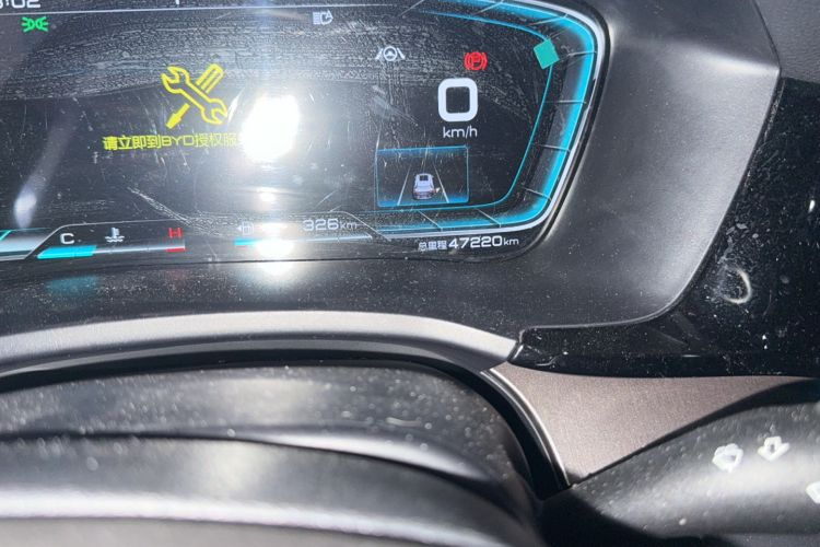 Used BYD Song PLUS 2020 1.5T Automatic Prestige Version Odometer Close Up