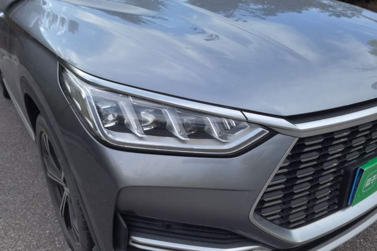Used BYD Song PLUS 2020 1.5T Automatic Prestige Version Right Front Headlight
