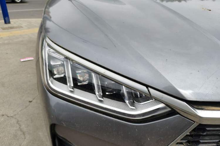 Used BYD Song PLUS 2020 1.5T Automatic Flagship PLUS Right Front Headlight