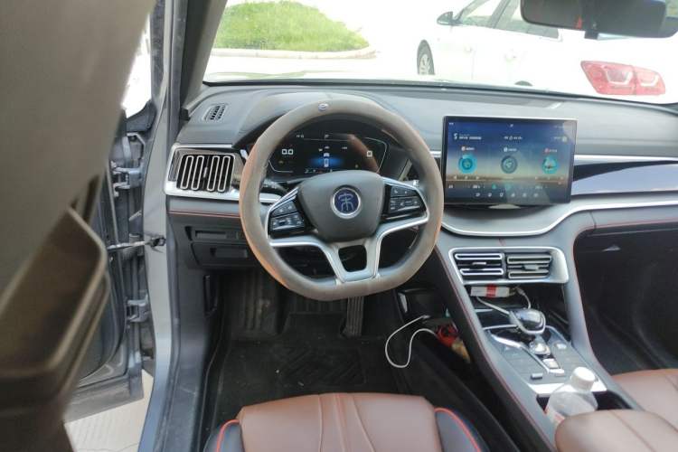 Used BYD Song PLUS 2020 1.5T Automatic Prestige Version Steering Wheel