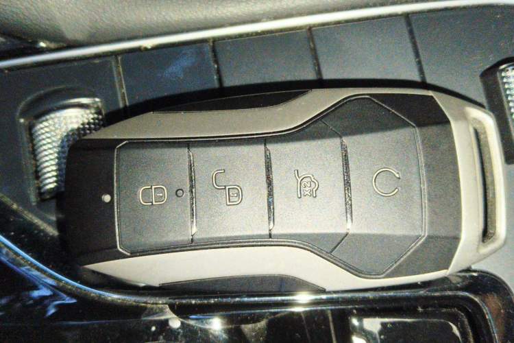 Used BYD Song PLUS 2020 1.5T Automatic Prestige Version Vehicle Key