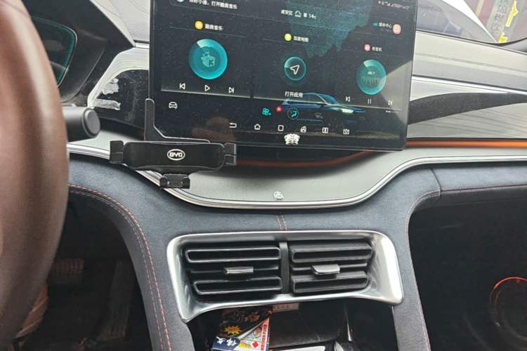 Used BYD Song PLUS 2020 1.5T Automatic Flagship Edition Audio And AC Panel