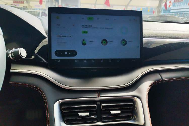 Used BYD Song PLUS 2020 1.5T Automatic Flagship Edition Audio And AC Panel