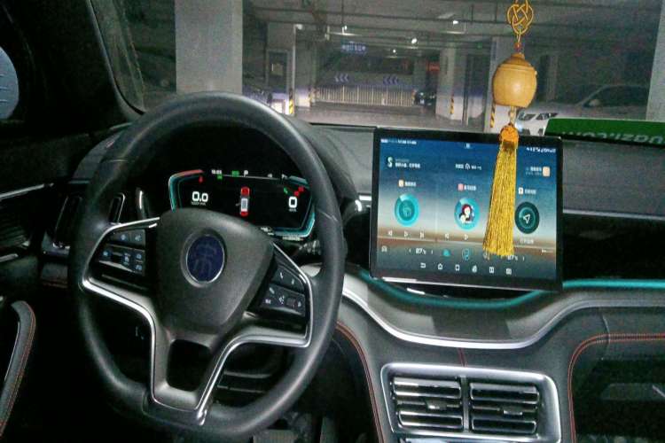 Used BYD Song PLUS 2020 1.5T Automatic Flagship Edition Center Console