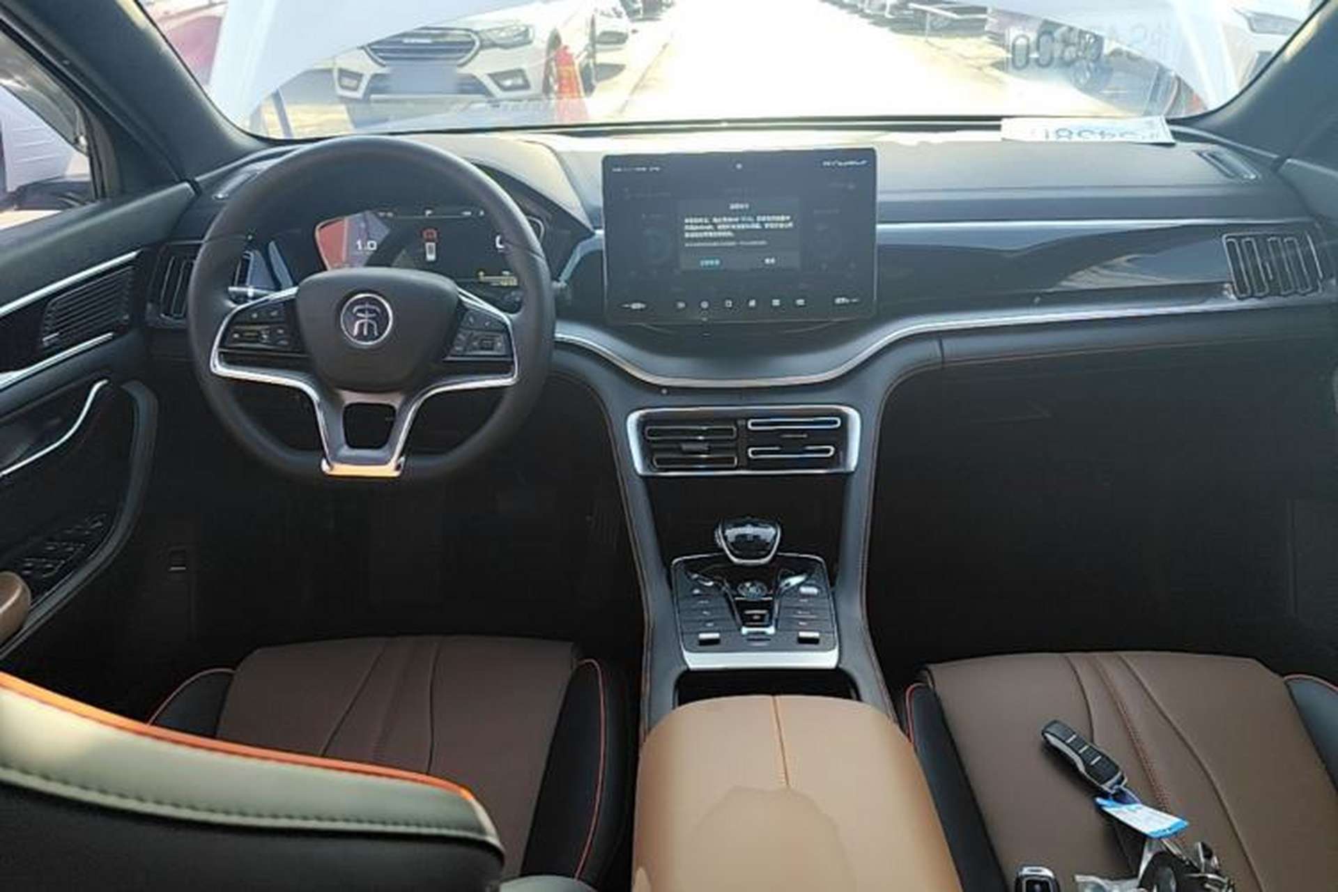 Used BYD Song PLUS 2020 1.5T Automatic Flagship Edition Center Console