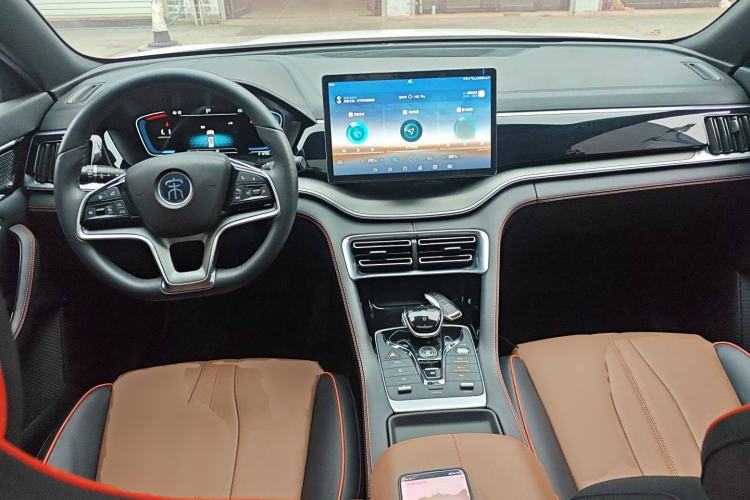 Used BYD Song PLUS 2020 1.5T Automatic Prestige Version Center Console