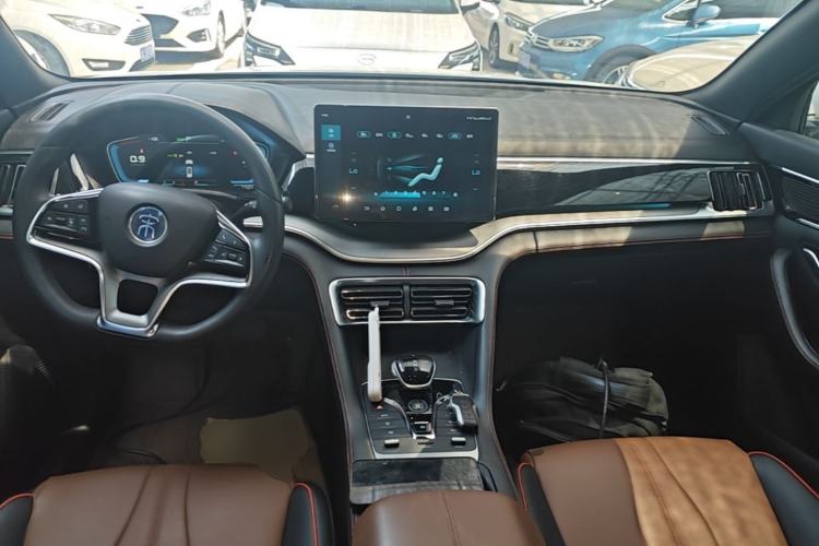 Used BYD Song PLUS 2020 1.5T Automatic Prestige Version Center Console