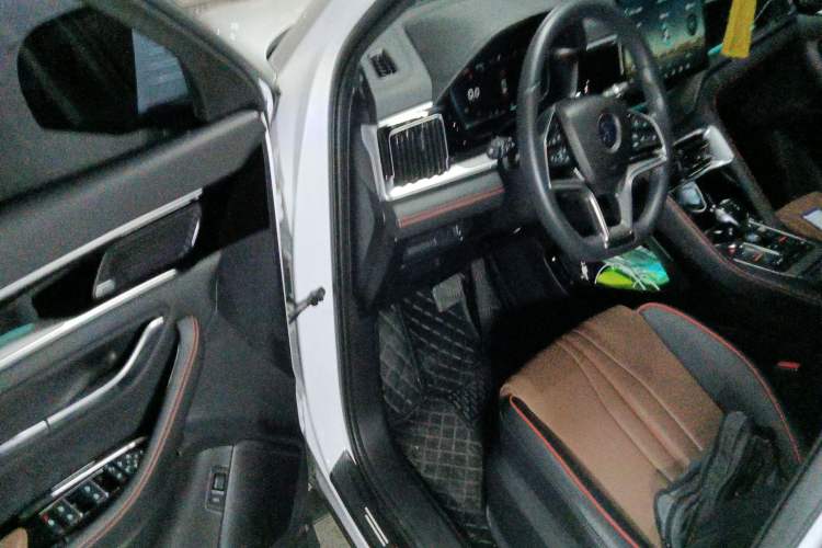 Used BYD Song PLUS 2020 1.5T Automatic Flagship Edition Driver Seat