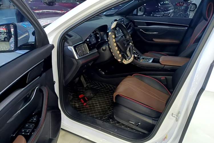 Used BYD Song PLUS 2020 1.5T Automatic Prestige Version Driver Seat
