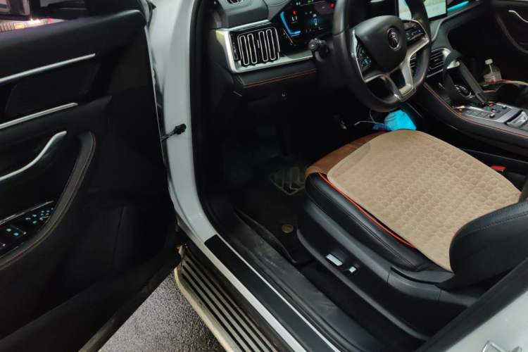 Used BYD Song PLUS 2020 1.5T Automatic Prestige Version Driver Seat