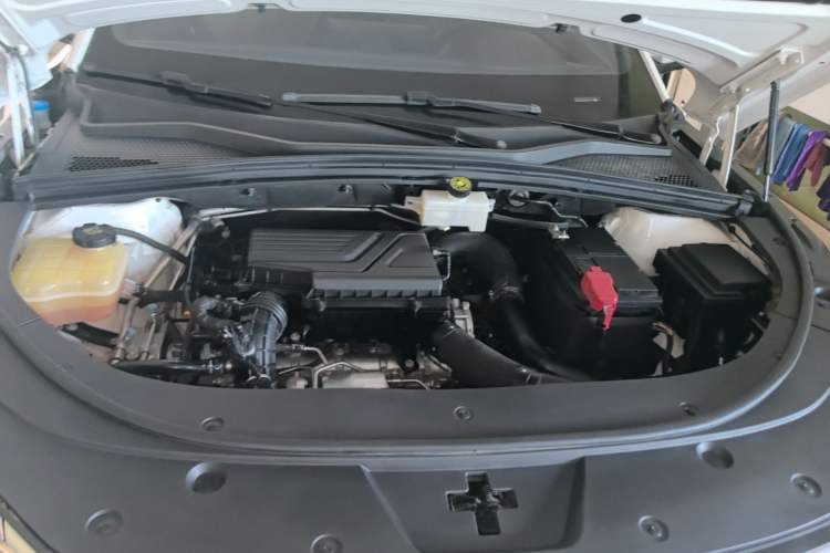 Used BYD Song PLUS 2020 1.5T Automatic Prestige Version Engine Bay