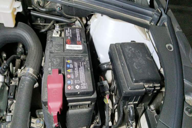 Used BYD Song PLUS 2020 1.5T Automatic Flagship Edition Engine Bay Left